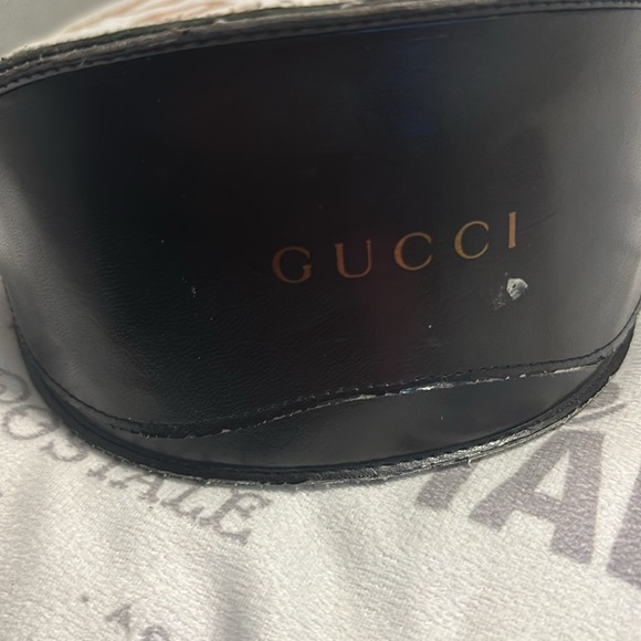 Gucci gucci , gorgeous white glasses , practically brand new worn a few times! - Picture 3 of 10